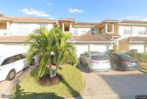 Las Olas Ln, Fort Myers, FL 33919