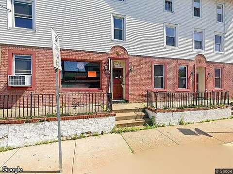 Broad, QUAKERTOWN, PA 18951