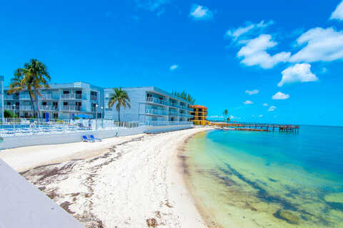 Ocean, KEY COLONY BEACH, FL 33051