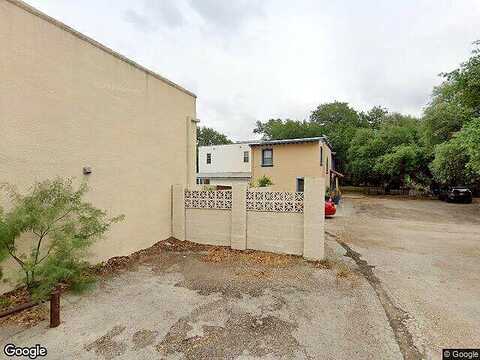 Avenida Juarez, BRACKETTVILLE, TX 78832