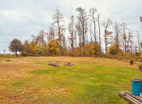 Russel, BROOKVILLE, PA 15825