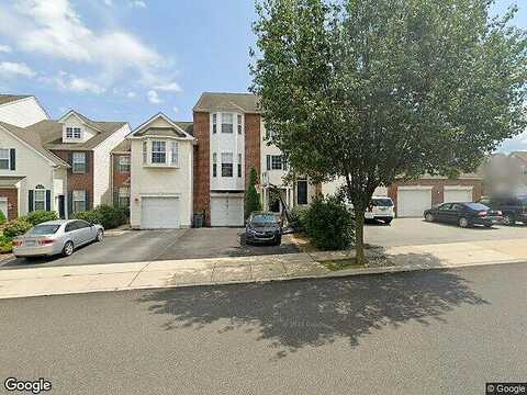 West Spring Ridge Drive, Macungie, PA 18062