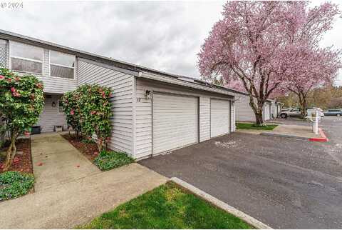 Plomondon St, Vancouver, WA 98661