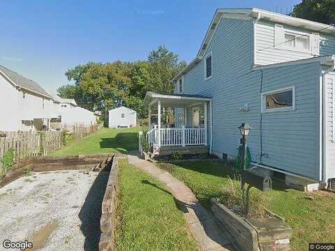 Brown St, Rochester, PA 15074