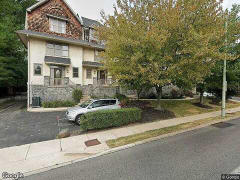 Lancaster Avenue, Haverford, PA 19041