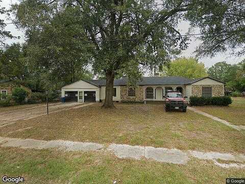Mackinnon St., Mount Pleasant, TX 75455