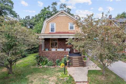 13Th Ave, New Brighton, PA 15066