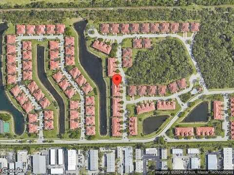 Avon Park Circle, Fort Myers, FL 33912