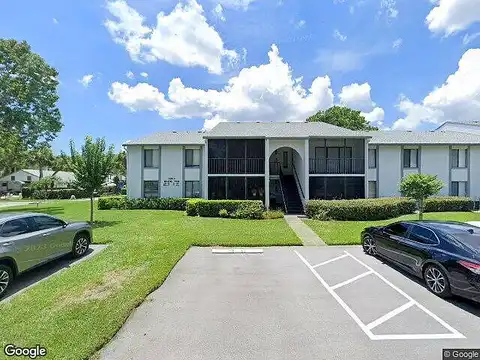 Pine Ridge Circle W, Tarpon Springs, FL 34688