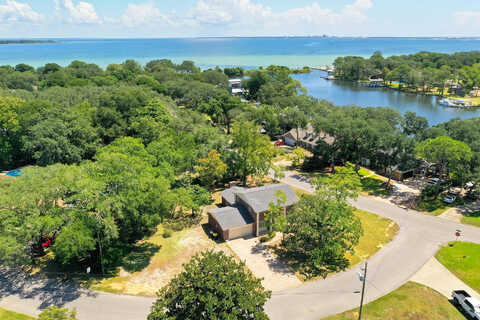 Ne Berger Place, Fort Walton Beach, FL 32548