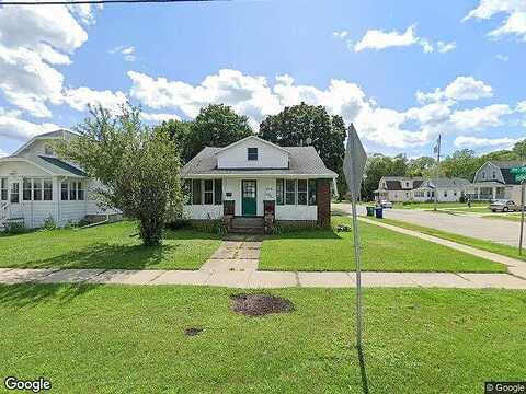 9Th St, Green Bay, WI 54304