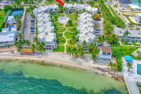 W Ocean Drive, Key Colony, FL 33051