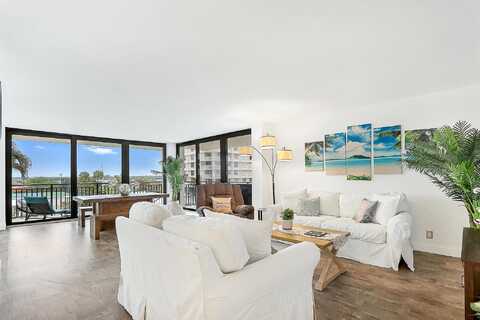 N Ocean Drive, Singer Island, FL 33404