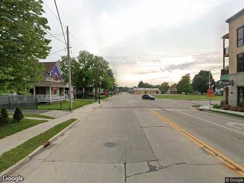 E Main Street, Waterford, WI 53185