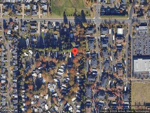 Royal Ave, Eugene, OR 97402