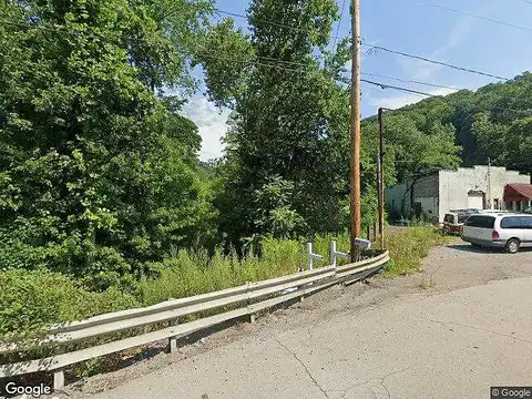 Midland Rd, Midland, PA 15059