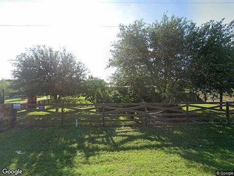 Couch Ave, Hargill, TX 78549