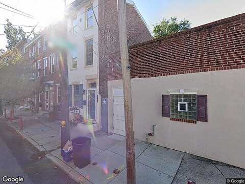 Montrose St, Philadelphia, PA 19147