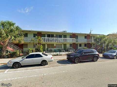 Lucerne Avenue, Lake Worth, FL 33460