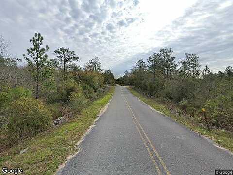 E Dogwood Ave, Defuniak Springs, FL 32433