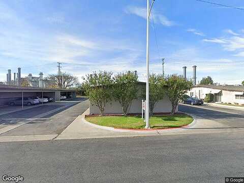 El Dorado Dr # M8-201B, Seal Beach, CA 90740