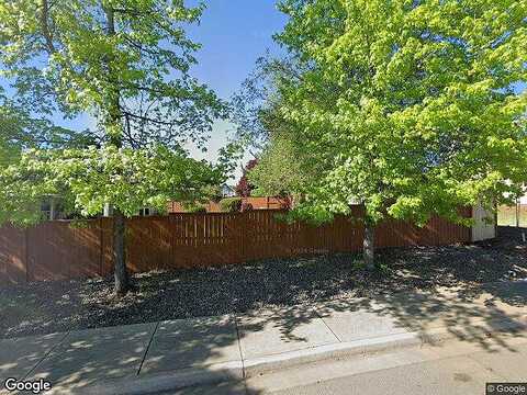 Stonegate Dr # 474, Eagle Point, OR 97524