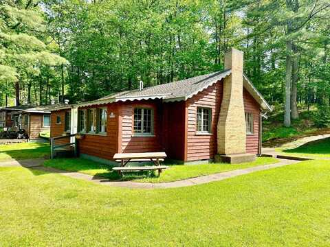 Halberstadt Rd, Saint Germain, WI 54558