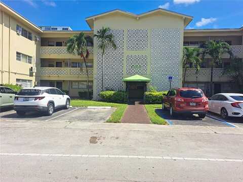 Ne 19Th Dr, North Miami, FL 33181