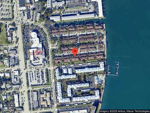 Lake Shore Drive, Lake Park, FL 33403