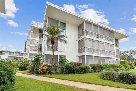 N Shore Drive Ne, Saint Petersburg, FL 33701