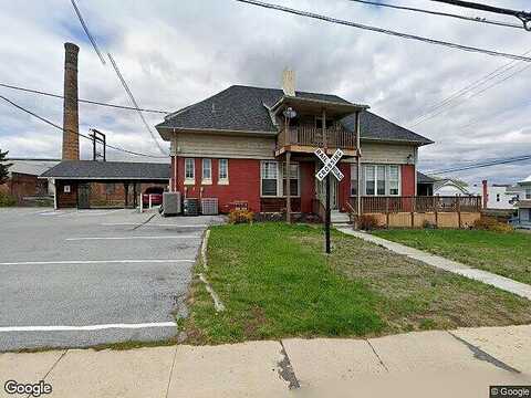 1St, BIRDSBORO, PA 19508