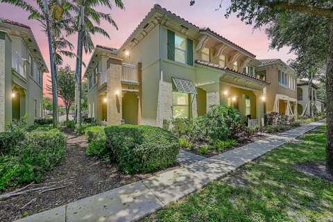 Cascada Isle Drive, Cooper City, FL 33024