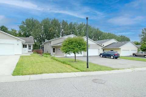 Hilltop Drive, Hutchinson, MN 55350