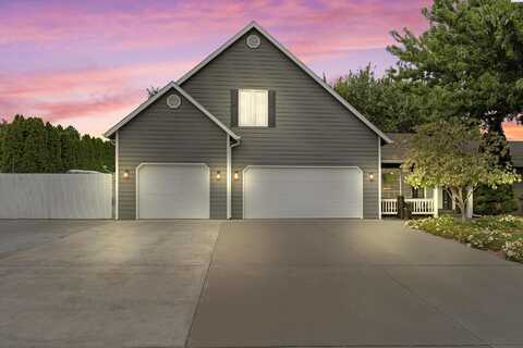 Mountain Meadow Rd, West Richland, WA 99353
