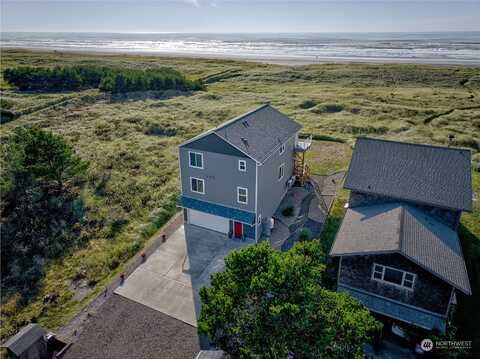 Lane, Ocean Park, WA 98641