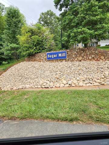 Regal Oaks Way, Amherst, VA 24521