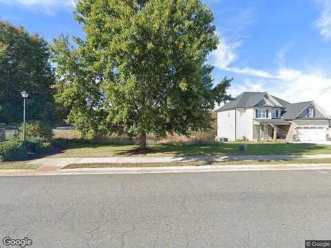 Farmington Drive, Forest, VA 24551