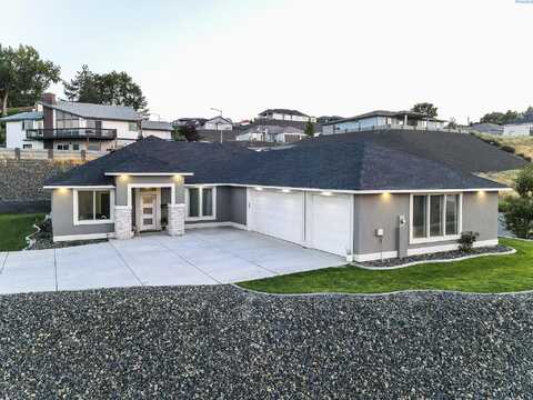 King Drive, West Richland, WA 99353