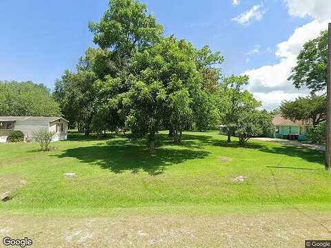 Belton Ln # 1/2, Anahuac, TX 77514