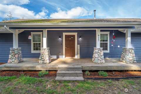 401St Street Ct E, Eatonville, WA 98328