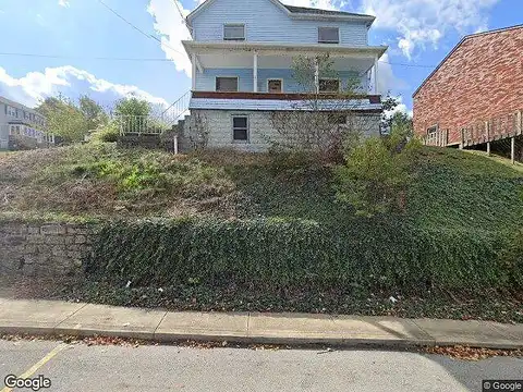 Lowell St, Vandergrift, PA 15690