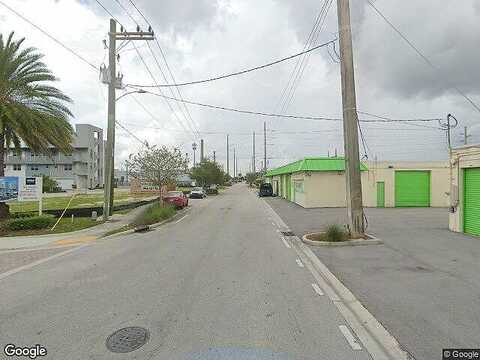 Ne 5Th Ave, Oakland Park, FL 33334