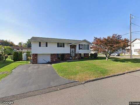 Marion Cir, Scranton, PA 18512