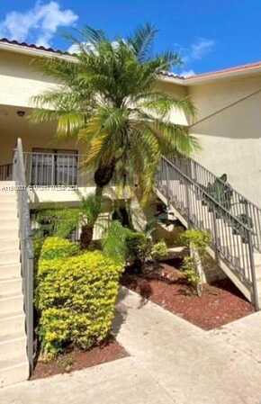 Lake Crystal Dr, West Palm Beach, FL 33411