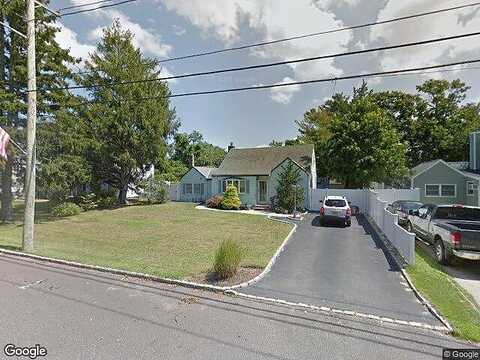 Gladstone, WEST ISLIP, NY 11795