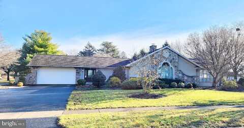 Hillview, HERSHEY, PA 17033