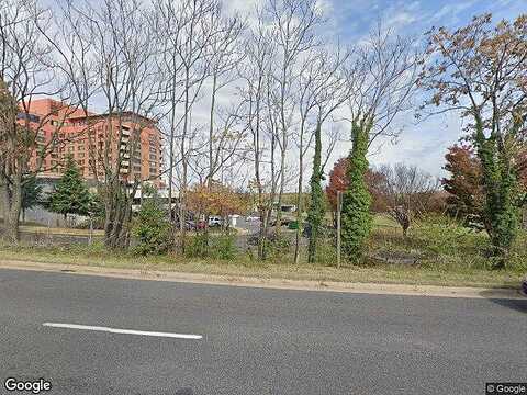Arlington Boulevard 131, Arlington, VA 22209