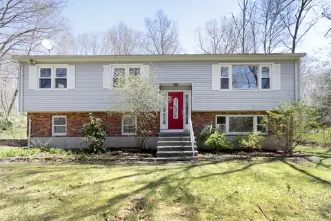 Longfellow, SHELTON, CT 06484