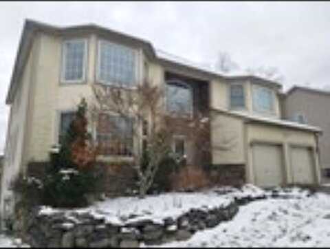 Winding Brook Court, CORNWALL, NY 12518