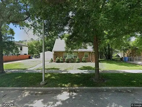 Hale, CHICAGO, IL 60643